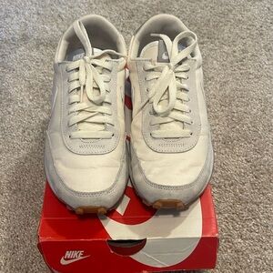 W Nike daybreak shoes